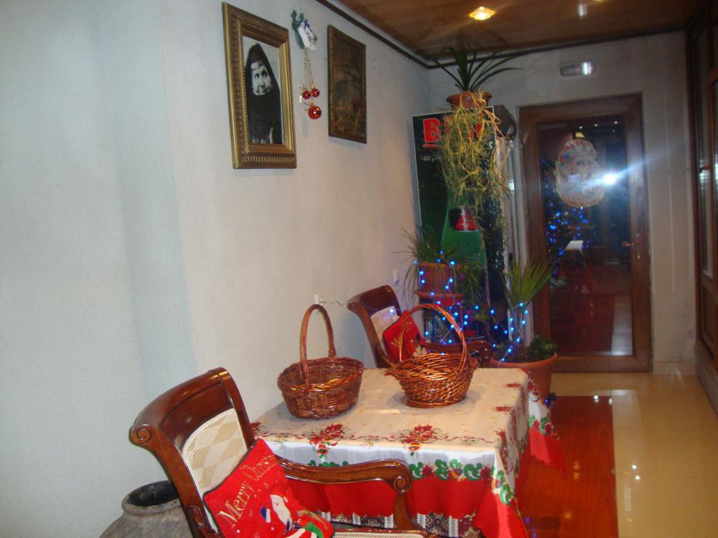 Hotel MIRA Goris Exterior foto